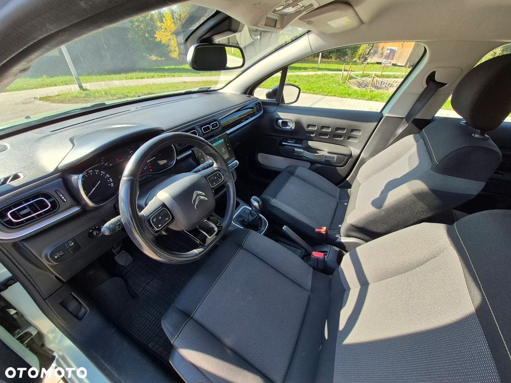 Citroën C3 1.2 PureTech Shine - 18