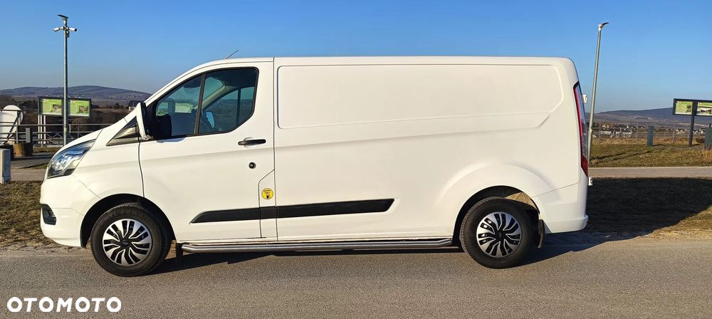 Ford Transit Custom - 8