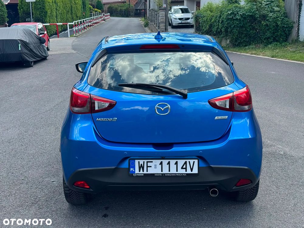 Mazda 2 - 5