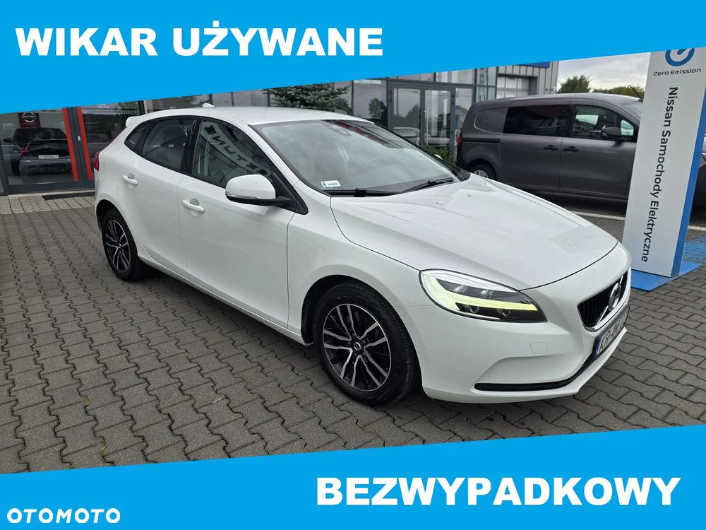 Volvo V40 T3 Drive-E Momentum - 1
