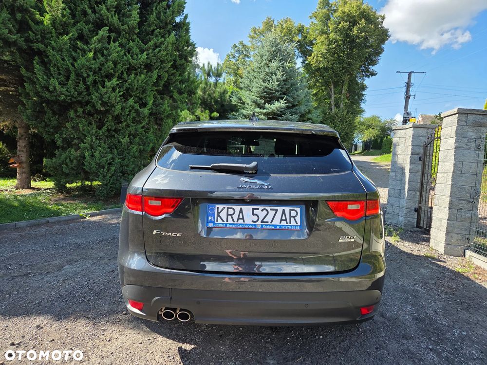 Jaguar F-Pace 2.0 i4D AWD R-Sport - 7