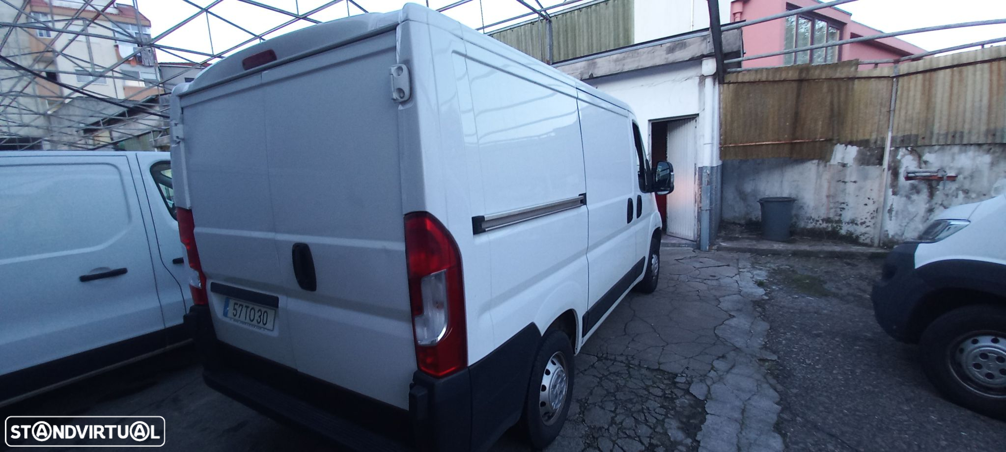 Peugeot Boxer  2.0 Bluehdi 330 L1h1 Pro - 15