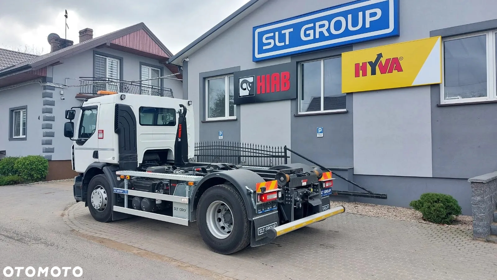 Renault D WIDE 320 - 4