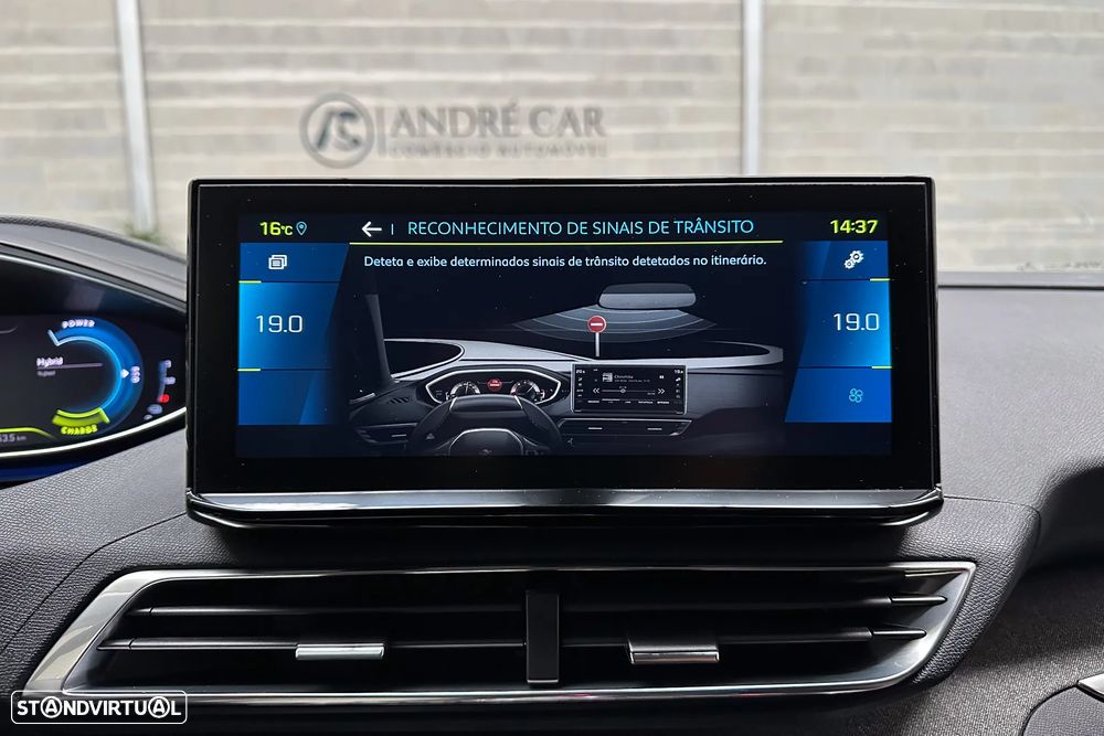 Peugeot 3008 1.6 Hybrid Allure Pack e-EAT8 - 32