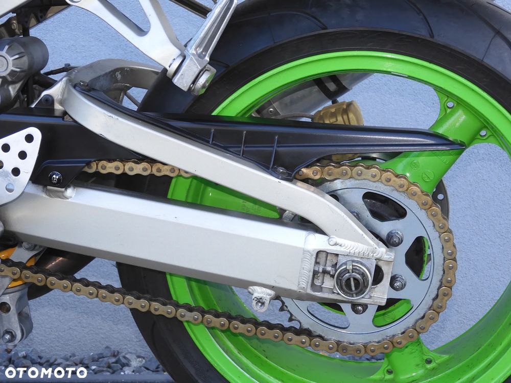 Kawasaki Ninja - 32