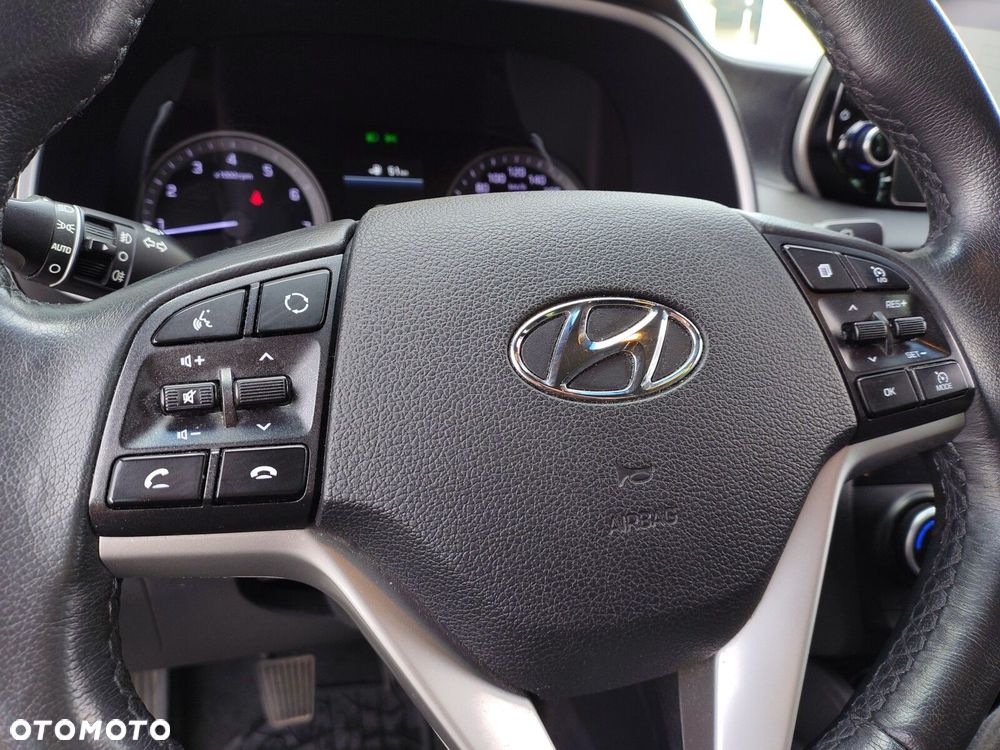 Hyundai Tucson - 16