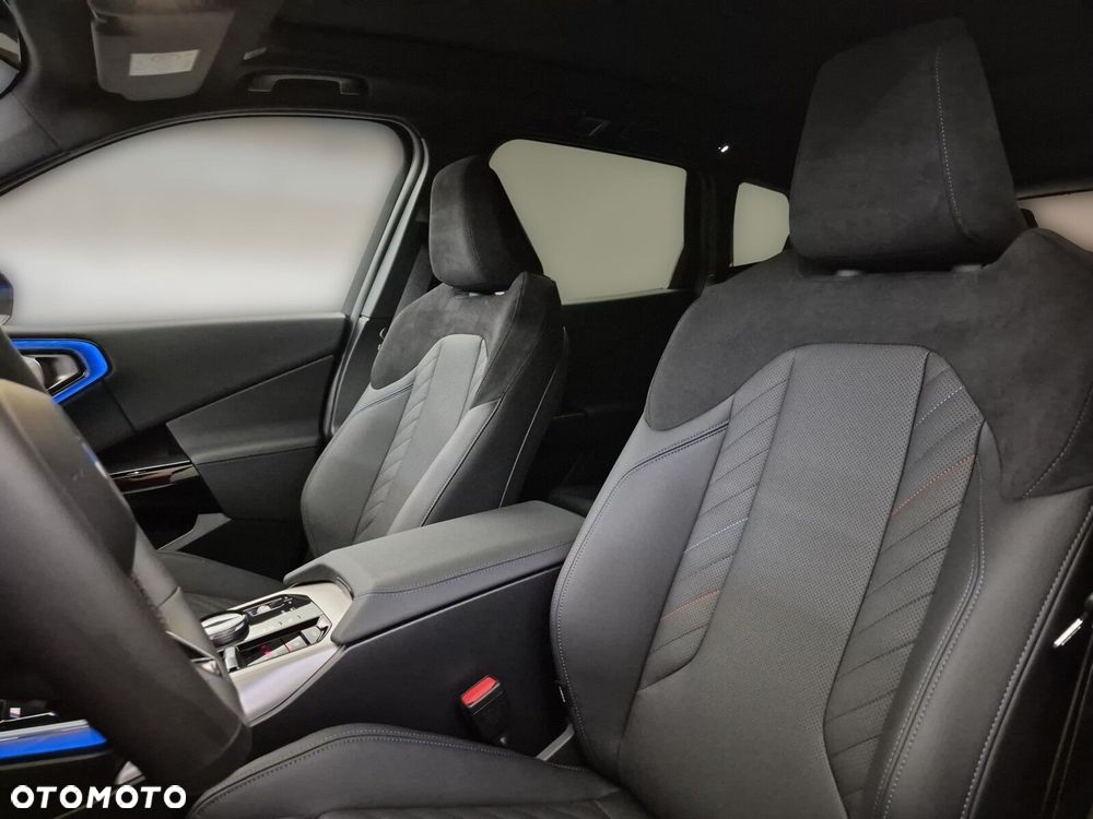 BMW X3 xDrive20 mHEV - 13