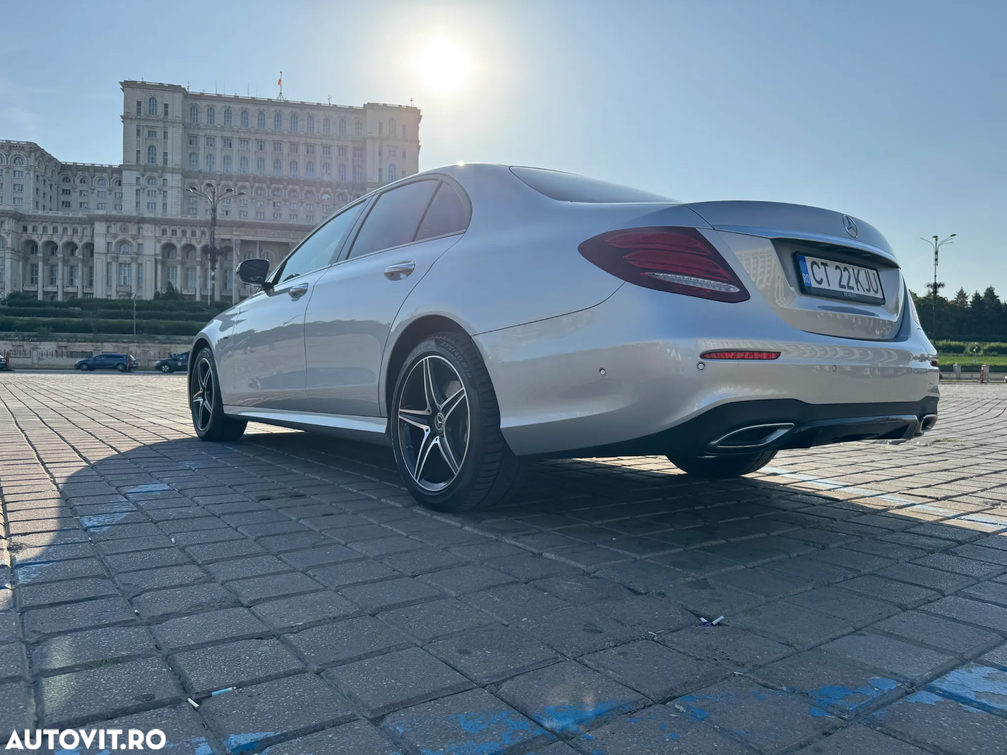 Mercedes-Benz E 300 de T 9G-TRONIC AMG Line - 3