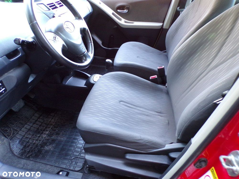 Toyota Yaris - 29