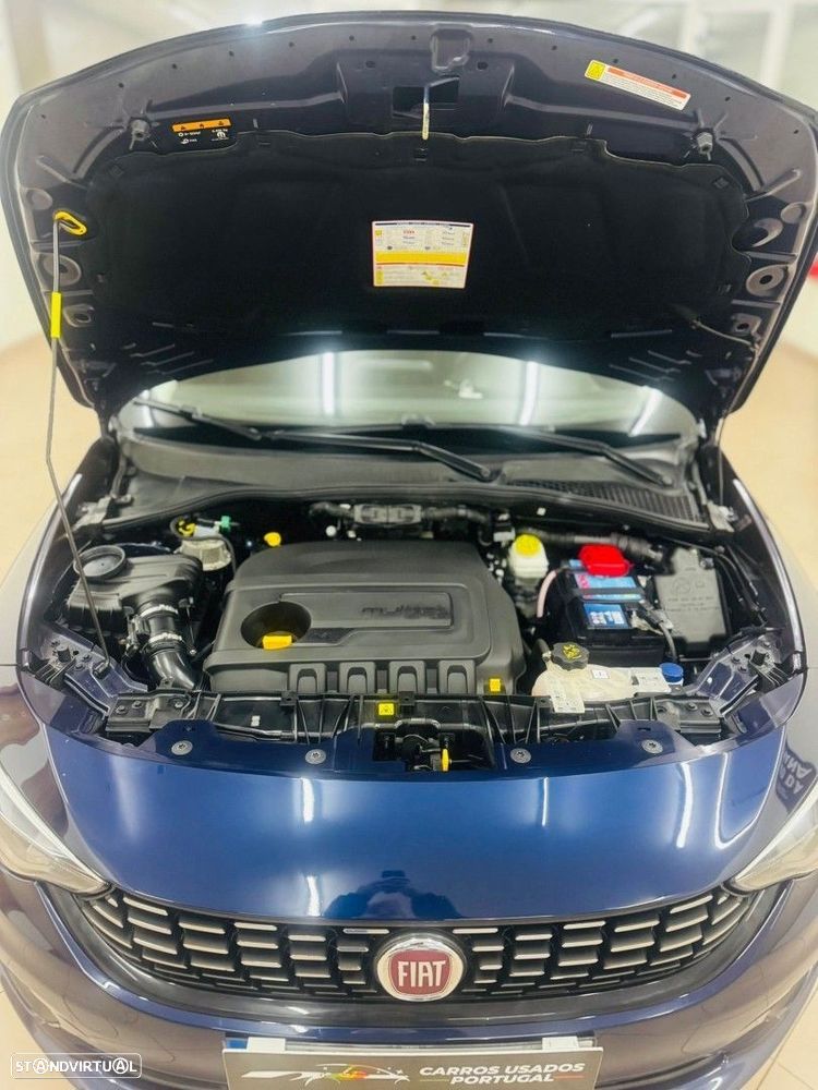 Fiat Tipo Station Wagon 1.3 M-Jet Lounge - 26