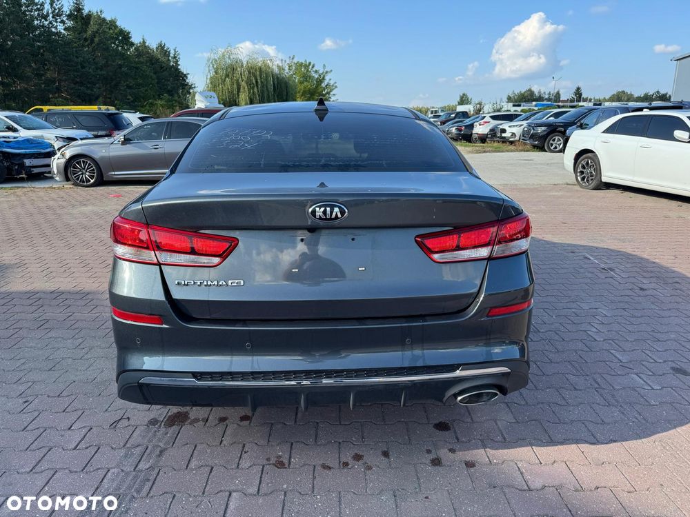 Kia Optima - 4