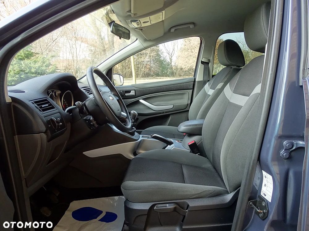 Ford Kuga 2.0 TDCi 2x4 Champions Edition - 16