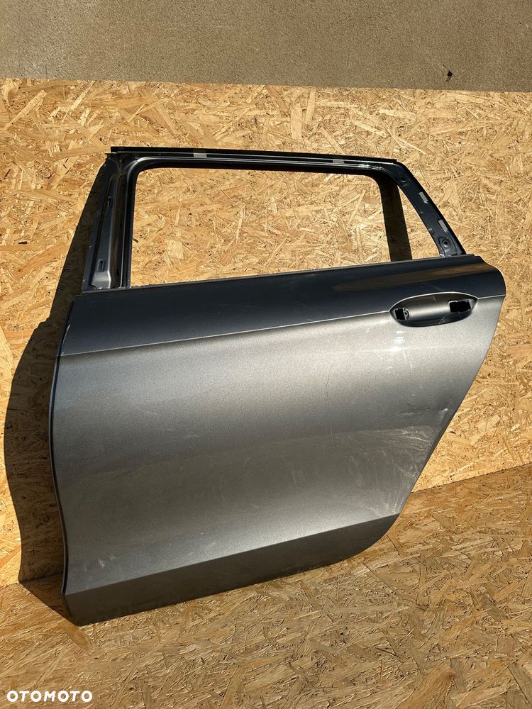 VW Passat B9 3J0 Skoda Superb IV drzwi tylne lewe kombi - 4