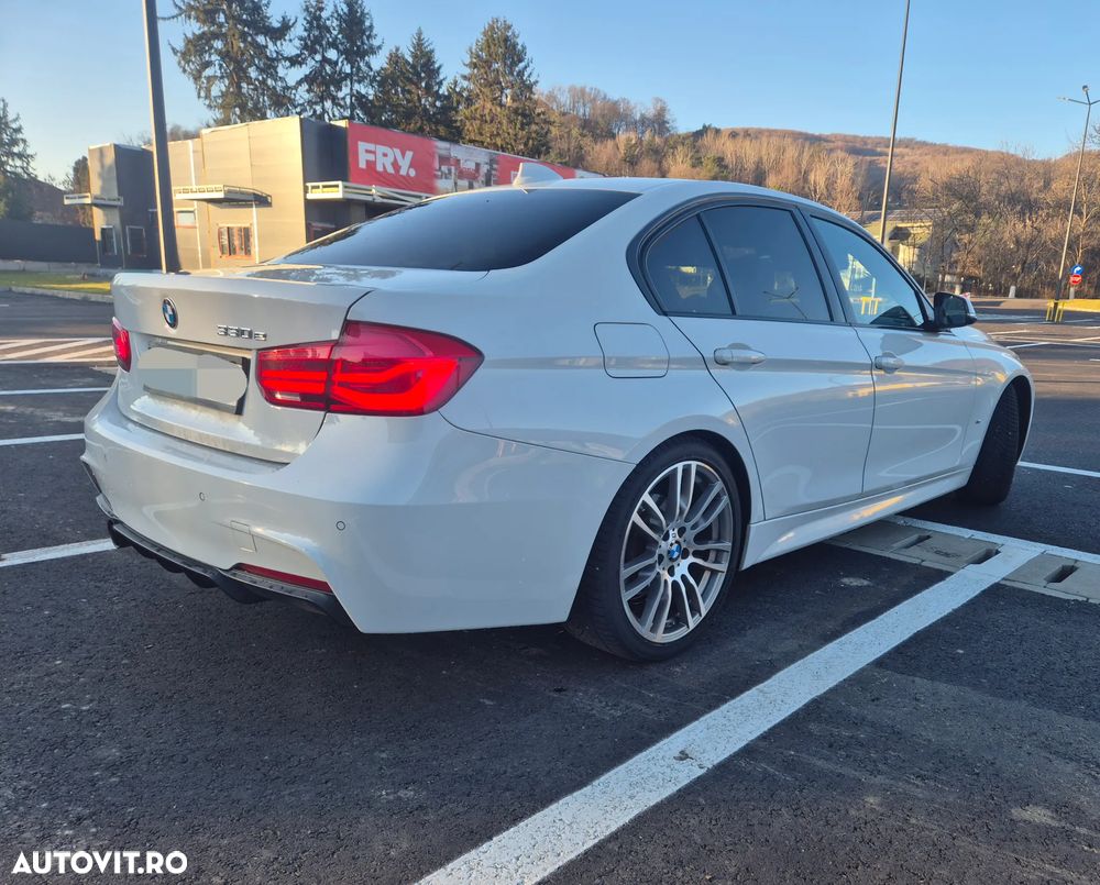 BMW Seria 3 330e iPerformance M Sport - 4