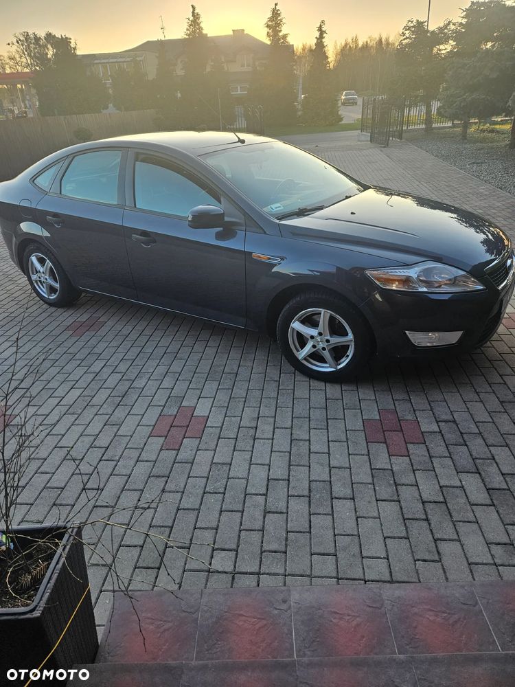 Ford Mondeo 1.8 TDCi Ambiente - 4