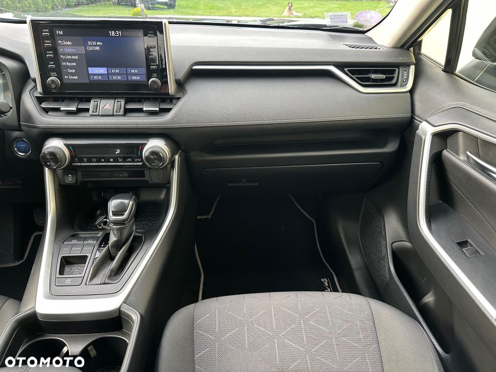 Toyota RAV4 2.5 Hybrid Comfort 4x2 - 18