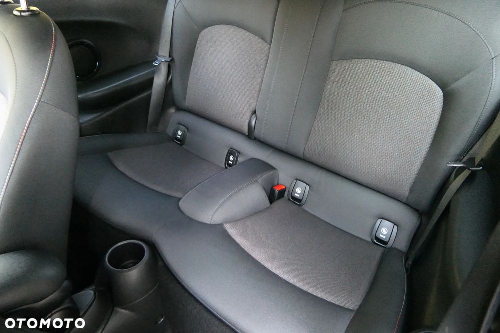 MINI ONE D Blackyard - 20