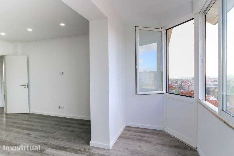 T2 Queluz (Totalmente Remodelado) - Grande imagem: 5/12