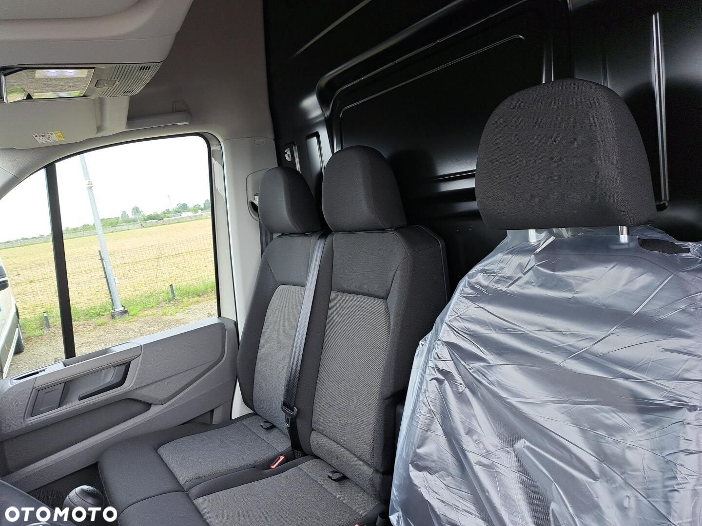 Volkswagen Crafter 35 furgon wysoki dach, 2,0 TDI 177KM, przedni, 6-bieg manualna 3640 mm, Euro 6 - 13