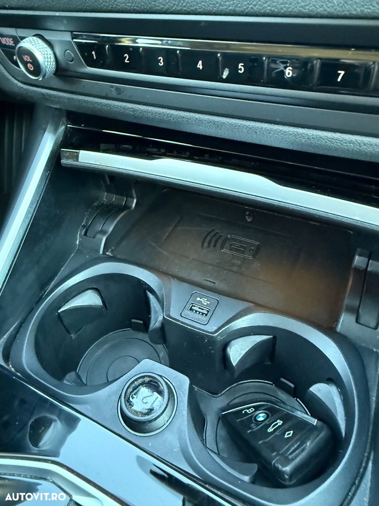 BMW Seria 3 320i GT Aut. Luxury Line - 20