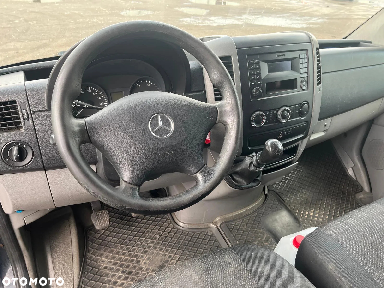Mercedes-Benz SPRINTER - 6