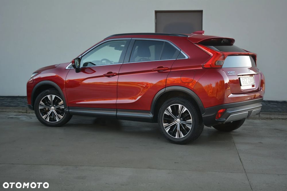 Mitsubishi Eclipse Cross - 11