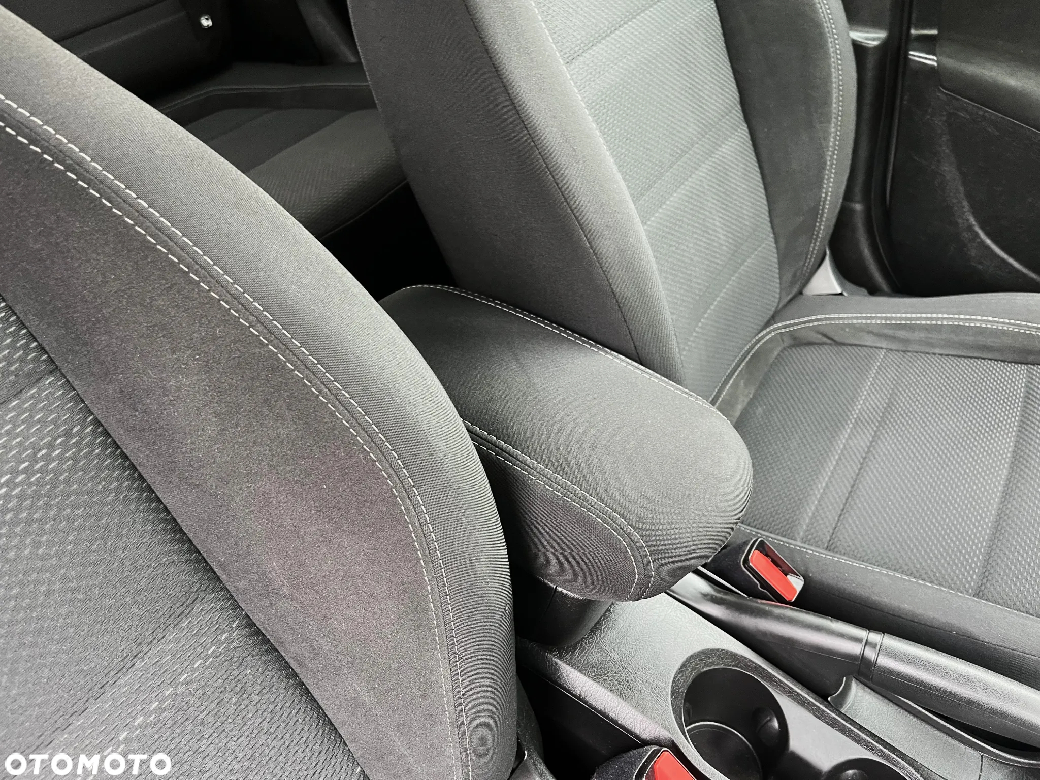 Fiat Tipo 1.6 E-torQ Lounge - 34