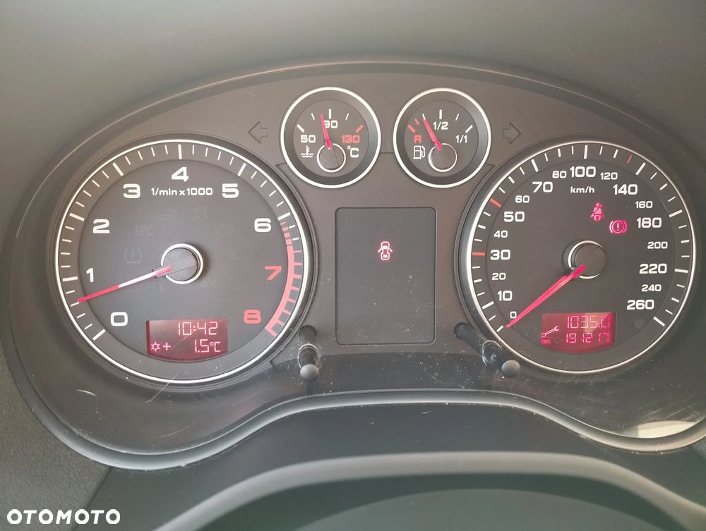 Audi A3 Sportback 1.6 Ambiente - 11