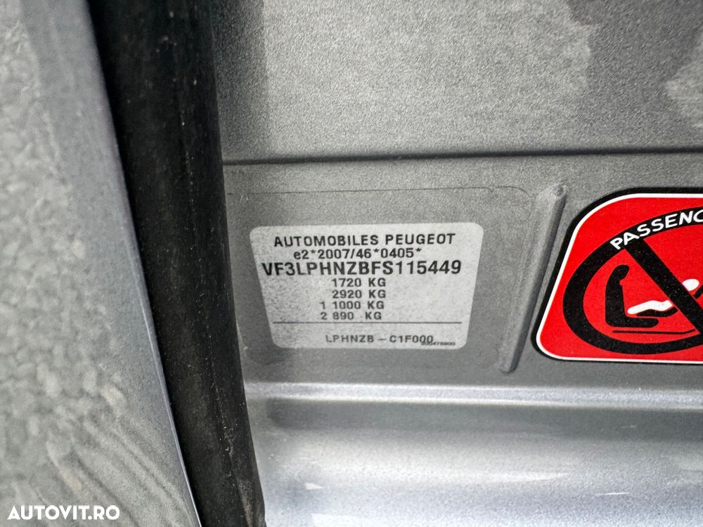 Peugeot 308 1.2 L PureTech Active - 14