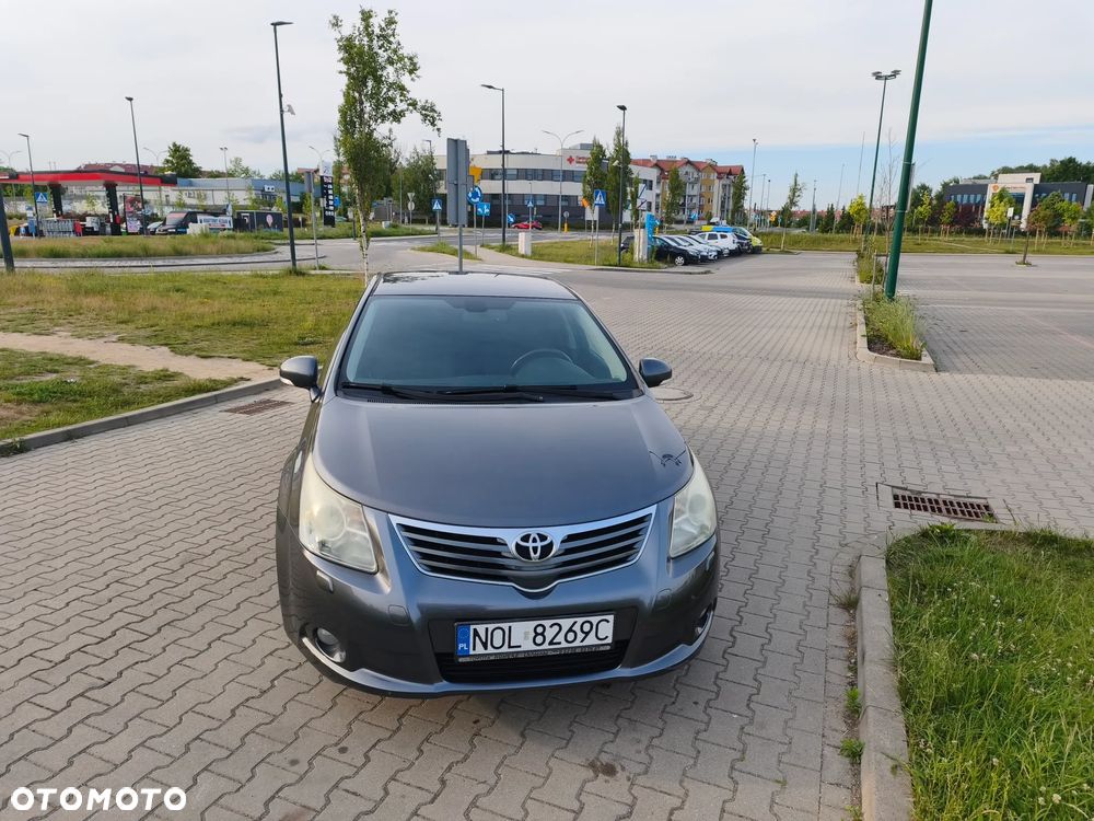 Toyota Avensis 1.8 Sol plus - 6