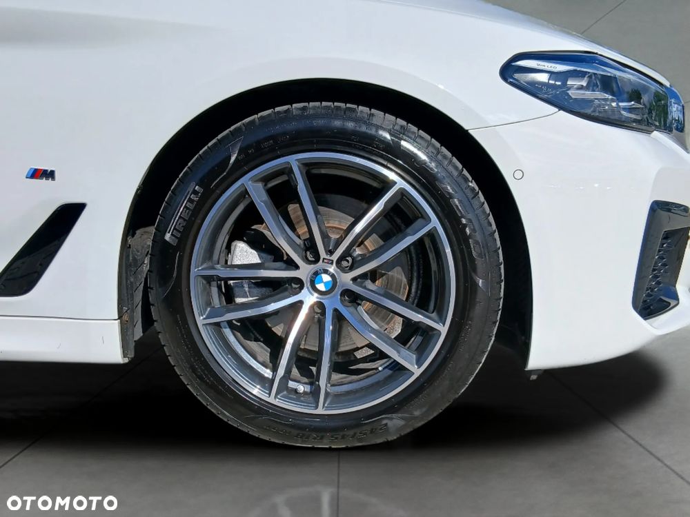 BMW Seria 5 520i M Sport sport - 11