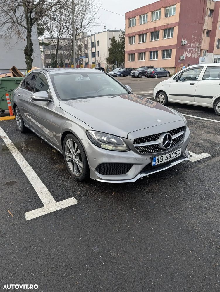 Mercedes-Benz C - 9