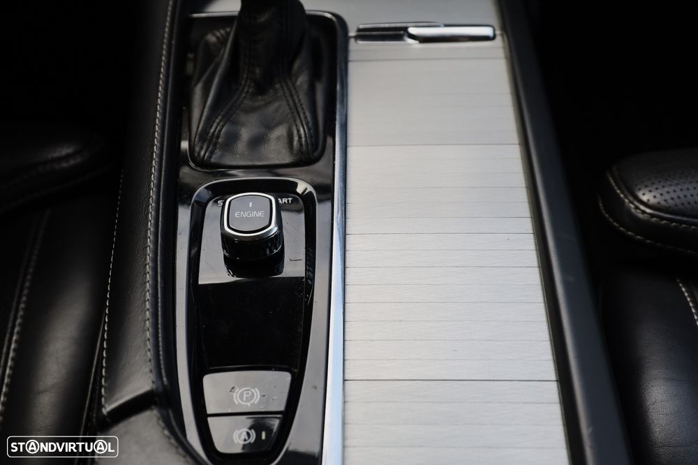 Volvo XC 90 2.0 D5 Momentum AWD - 20