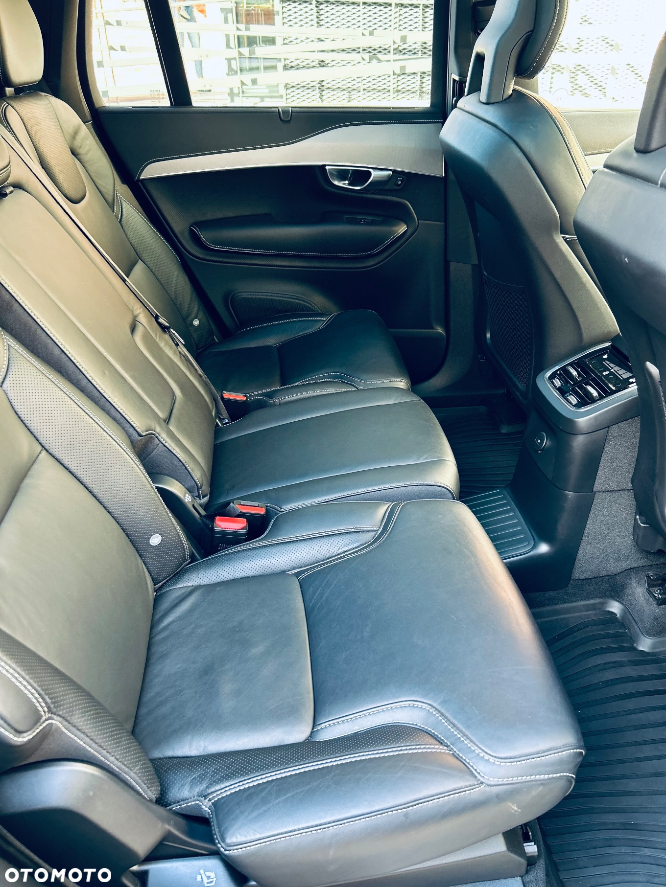 Volvo XC 90 T8 AWD Plug-In Hybrid R-Design 7os - 20
