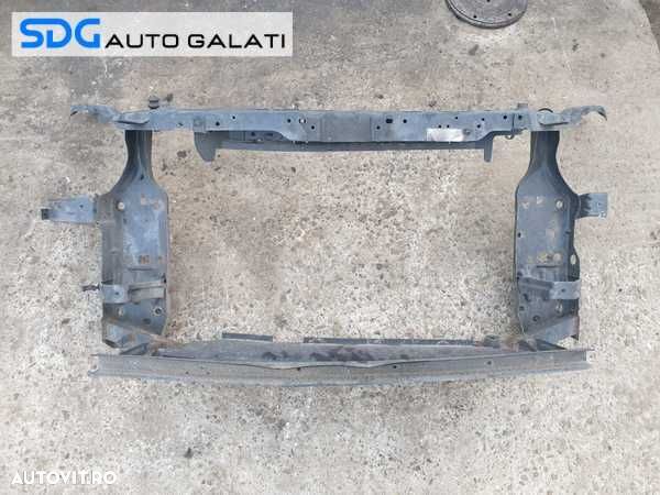 Trager Tragher Panou Frontal Calandru Nissan Qashqai 2007 - 2013 - 4