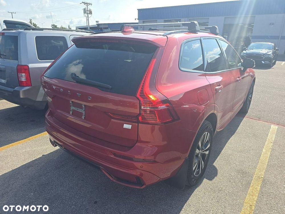Volvo XC 60 T8 Plug-In Hybrid AWD Core - 4