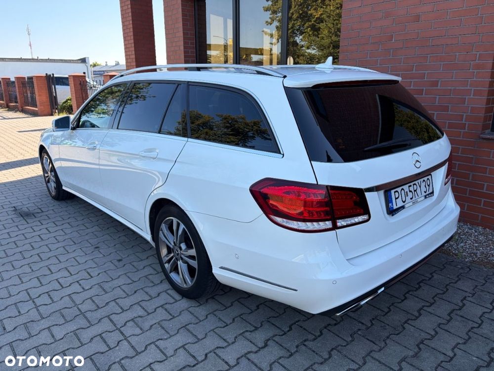 Mercedes-Benz Klasa E 250 CDI 7G-TRONIC Elegance - 4