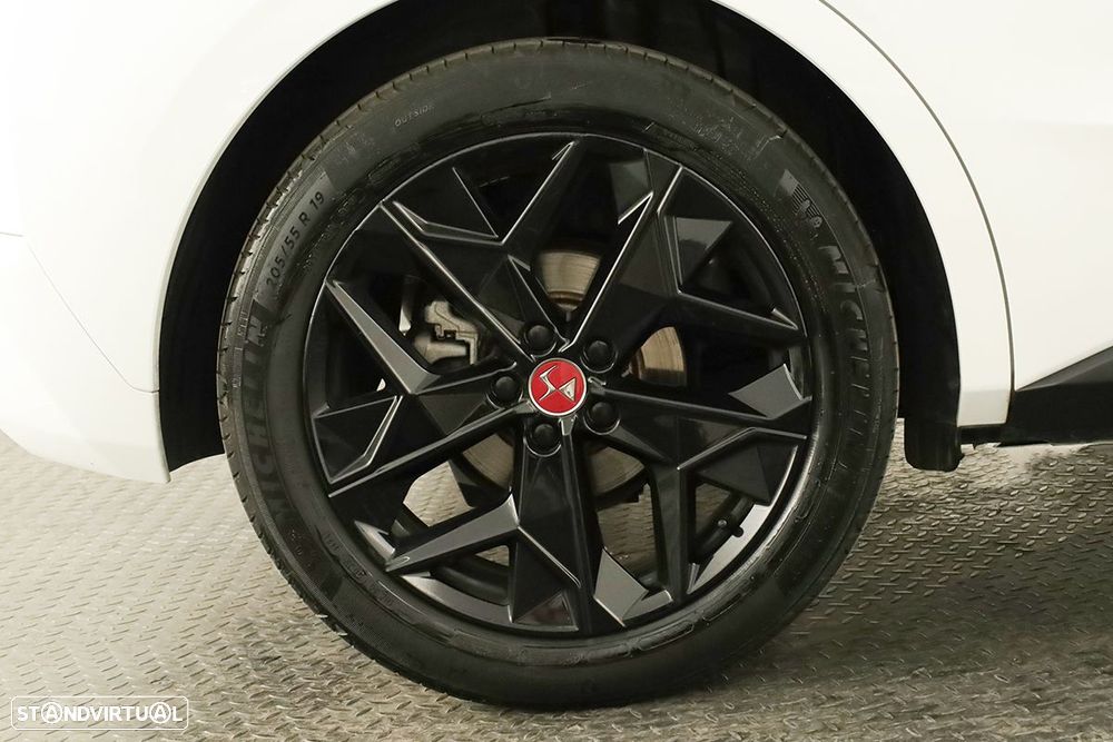 DS DS4 4 1.2 PureTech Performance Line EAT8 - 5