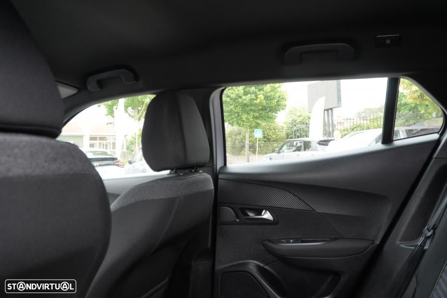 Peugeot 2008 2023 photo 5