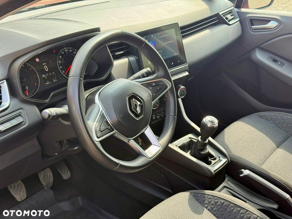 Renault Clio - 16
