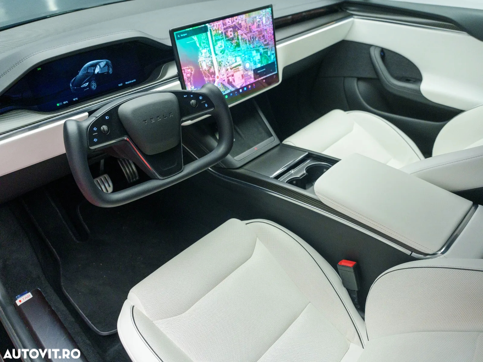 Tesla Model S Plaid - 26
