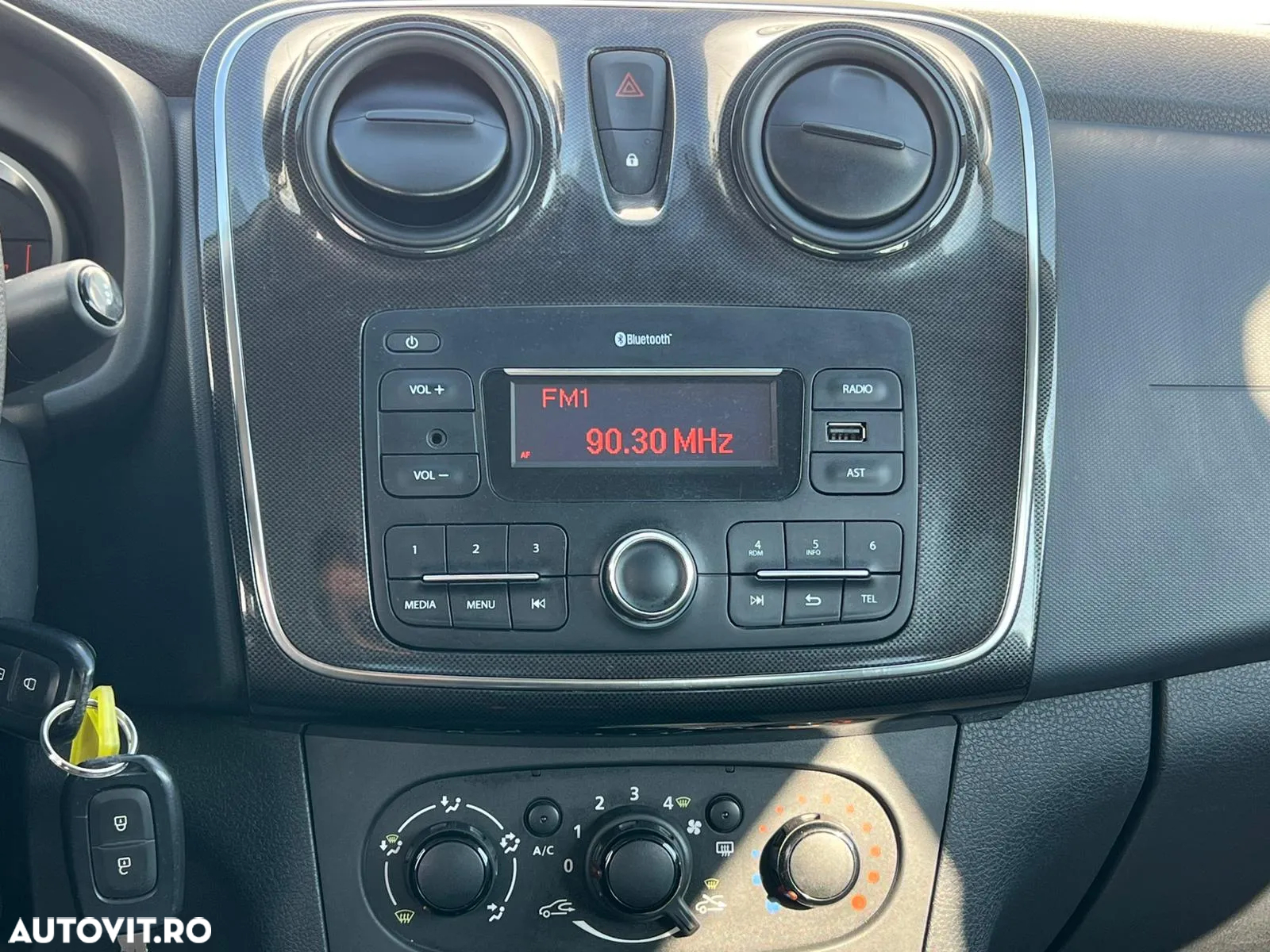 Dacia Logan MCV 0.9 TCe SL PLUS - 16