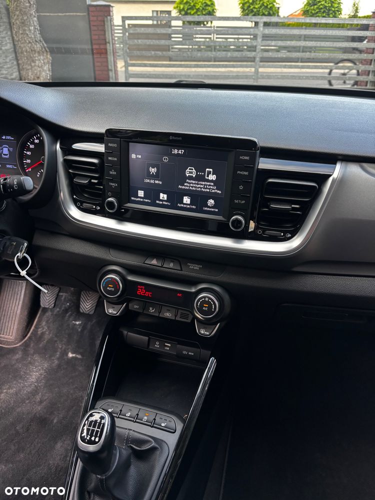 Kia Stonic 1.0 T-GDI 120 Platinum Edition - 8
