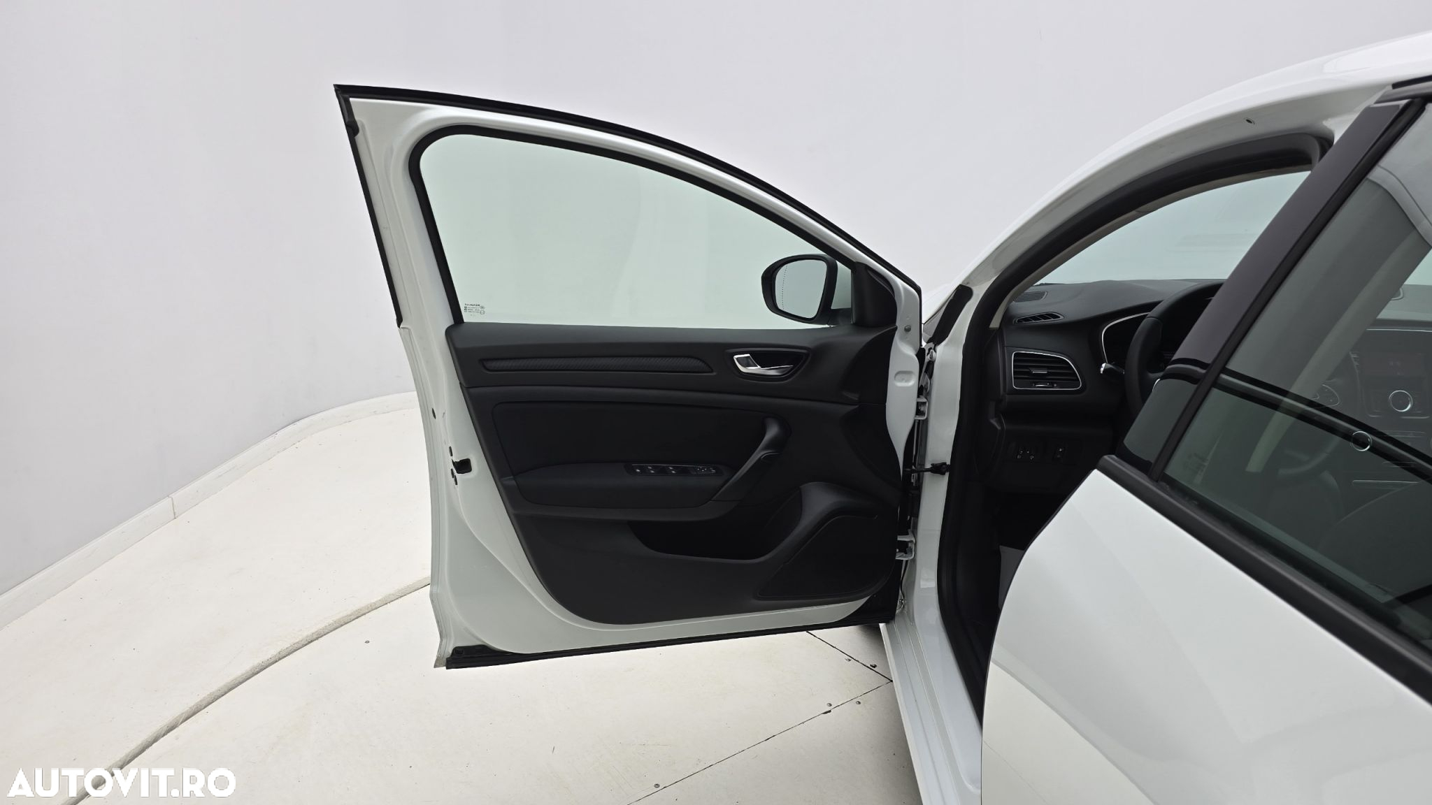 Renault Megane Energy dCi Business - 10