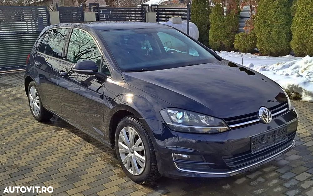 Volkswagen Golf 2.0 TDI BlueMotion Technology DSG Allstar - 4