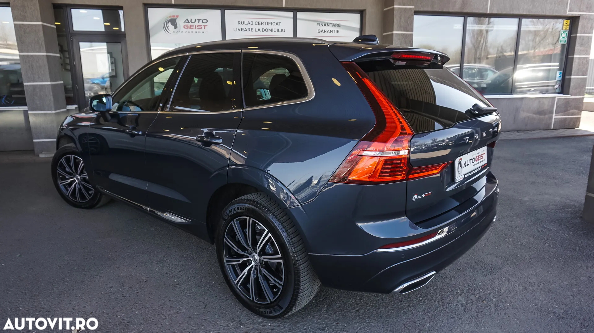 Volvo XC 60 D5 AWD Geartronic Inscription - 33