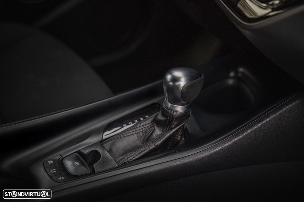 Toyota C-HR 1.8 HSD Comfort+P.Style - 13