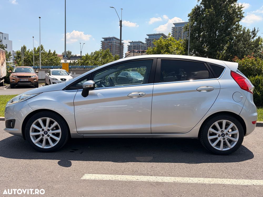 Ford Fiesta 1.5 TDCi DPF Titanium - 5