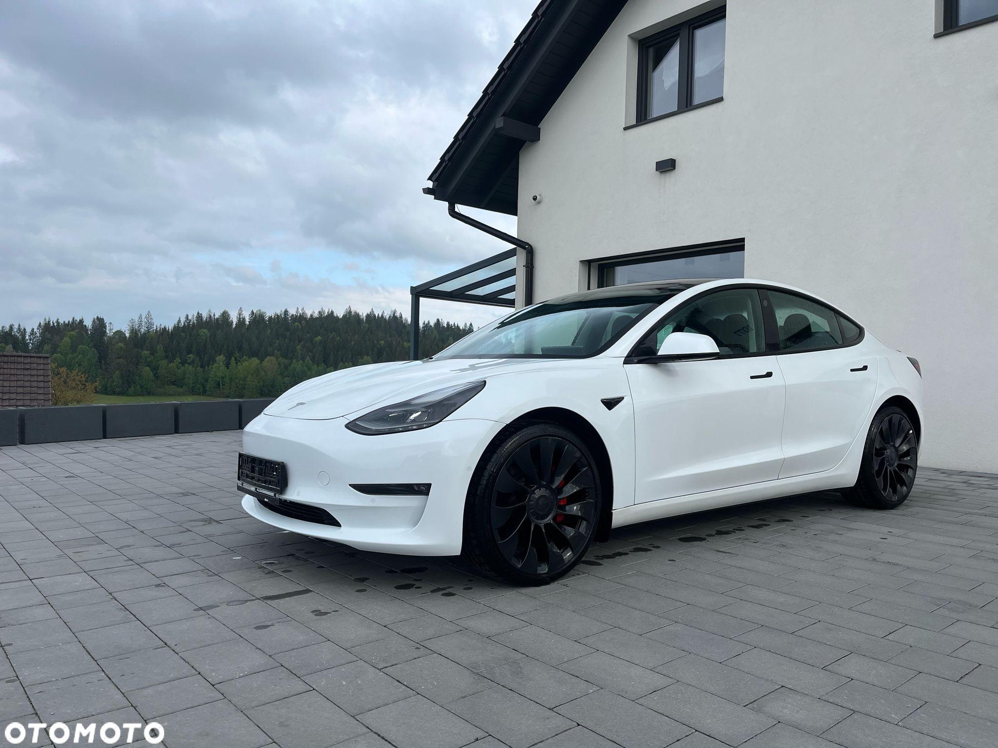 Tesla Model 3 Langstreckenbatterie Allradantrieb Dual Motor Performance - 7