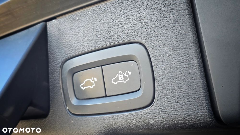 Volvo XC 60 T5 AWD Geartronic Momentum - 23